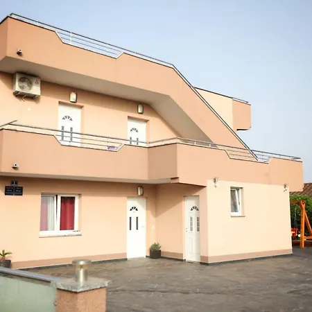 Ana & Marija アパート Kaštela